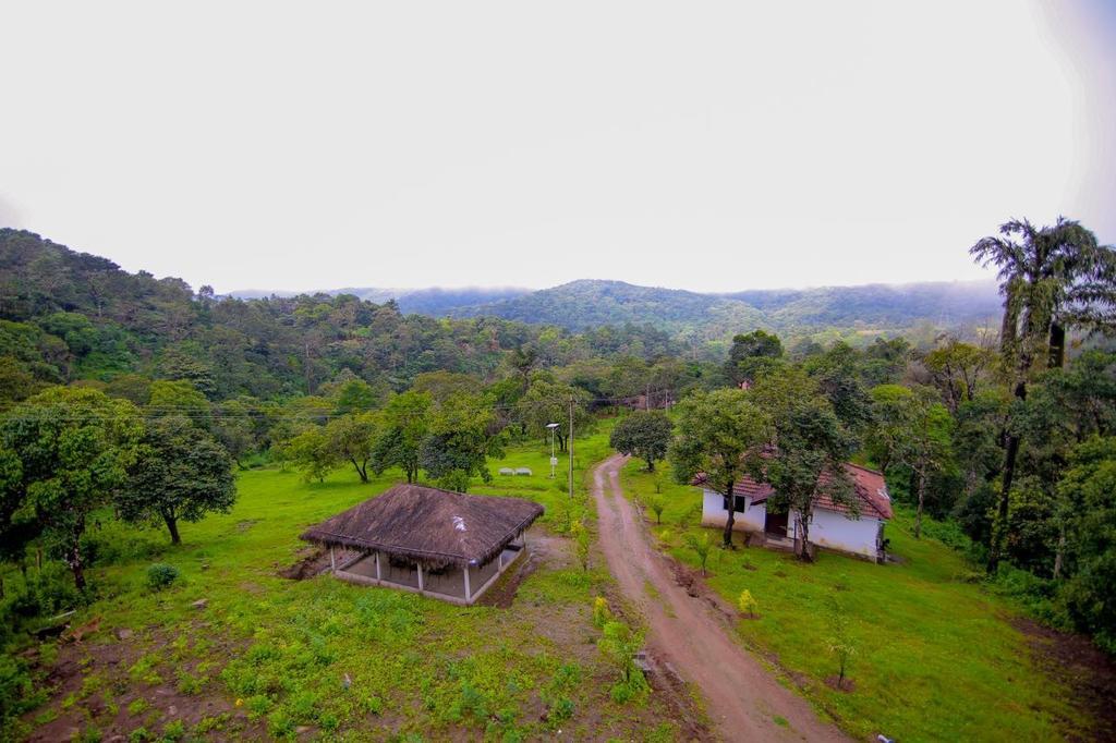 Aadhavana Homestay - Sakleshpur Māranhalli Exterior foto